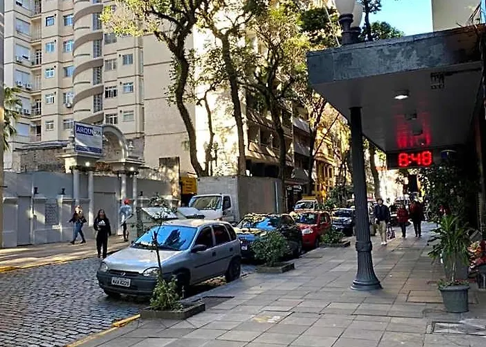 14 2 Quartos No Centro Historico E Arcondicionado Apartamento Porto Alegre